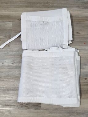 BreathableBaby Breathable Mesh Crib Liner - Classic Collection - White
